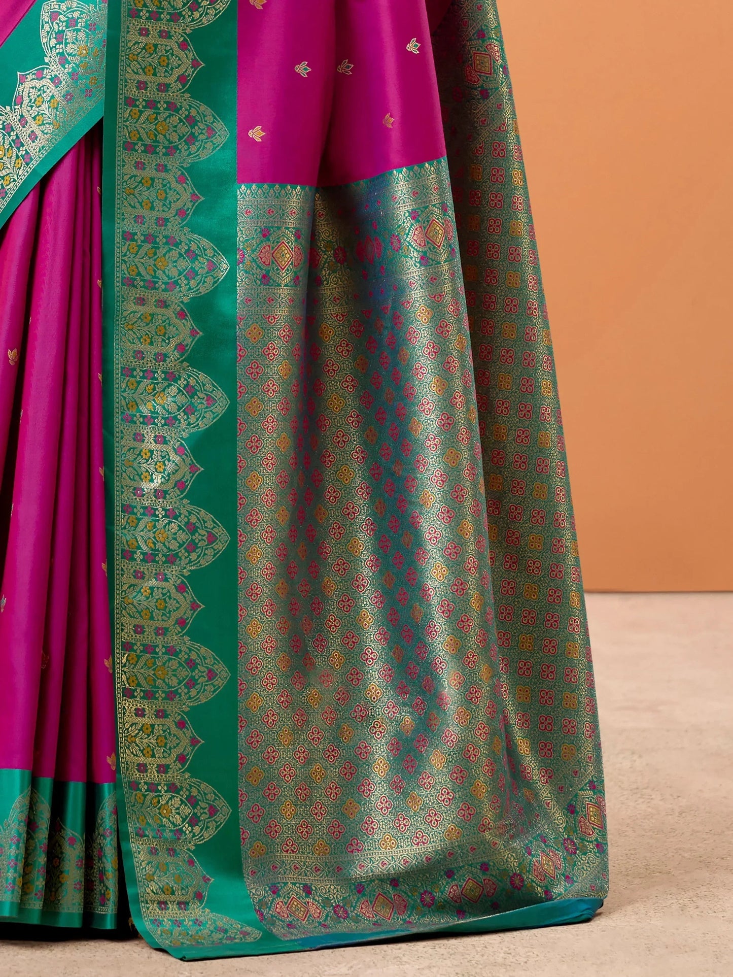 Noteworthy Magenta Zari Weaving Silk Festive Wear Saree With Blouse