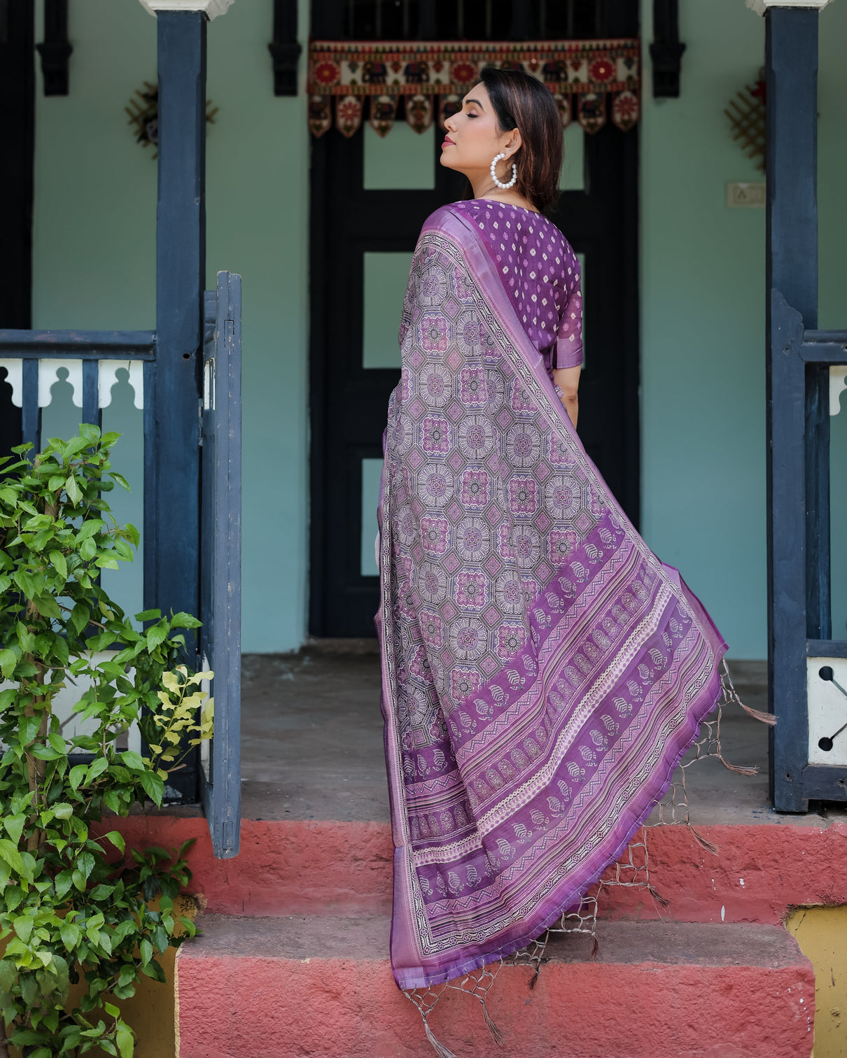 Elegant purple cotton linen saree with geometric motif and blouse