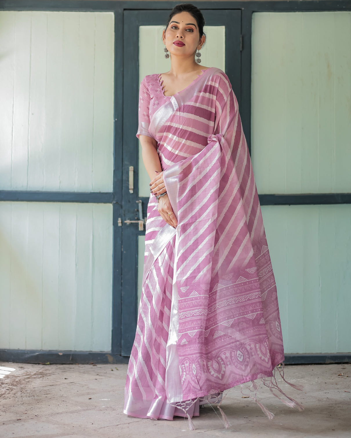 Purple chevron print pure cotton linen saree with blouse and tassels