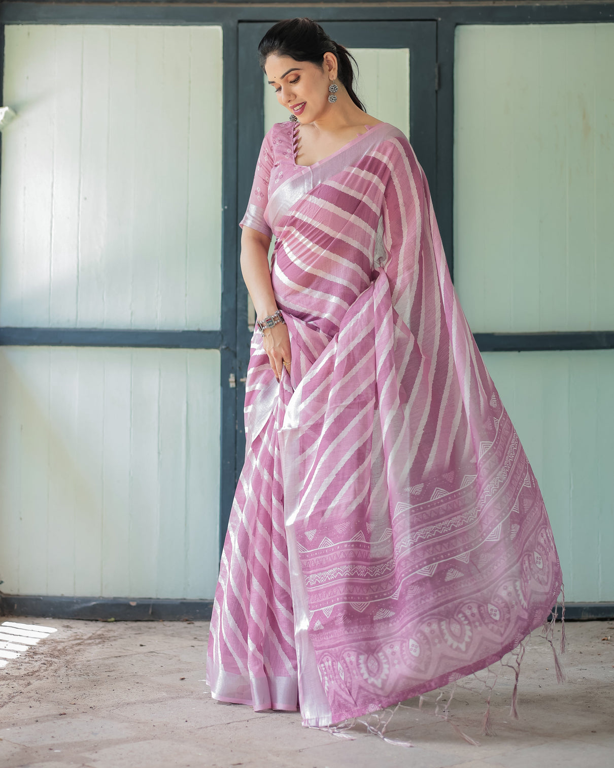 Purple chevron print pure cotton linen saree with blouse and tassels