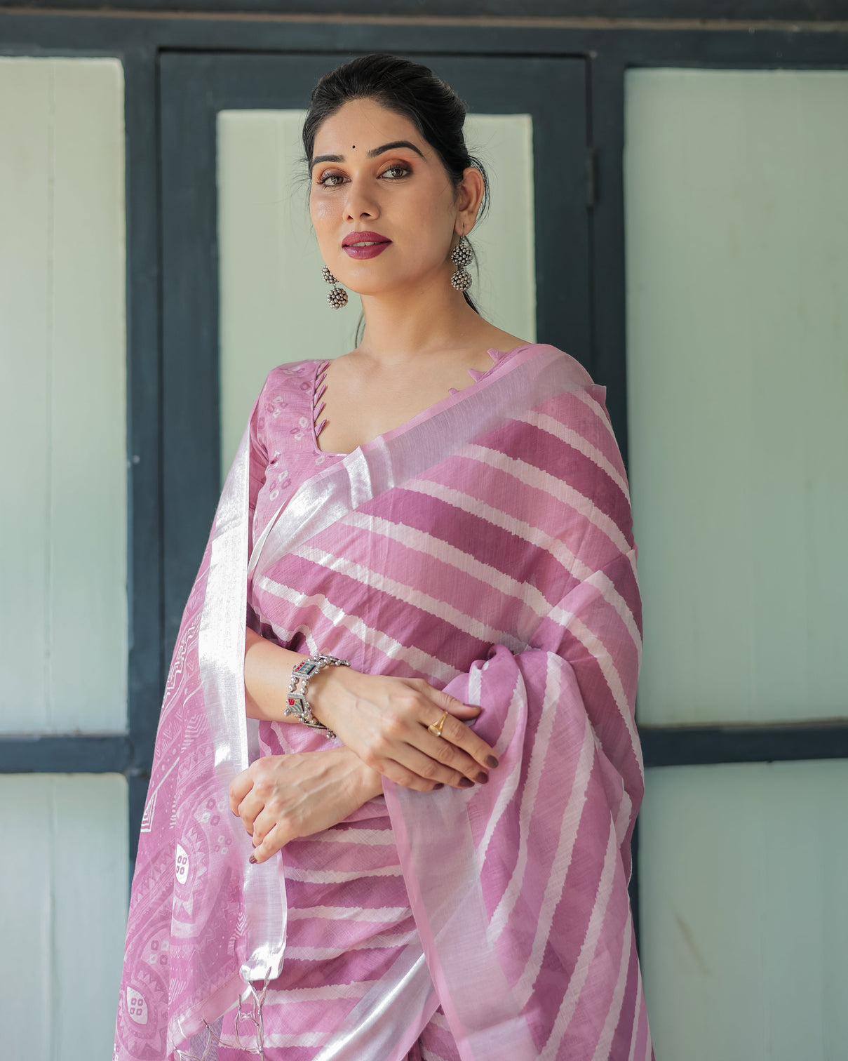 Purple chevron print pure cotton linen saree with blouse and tassels