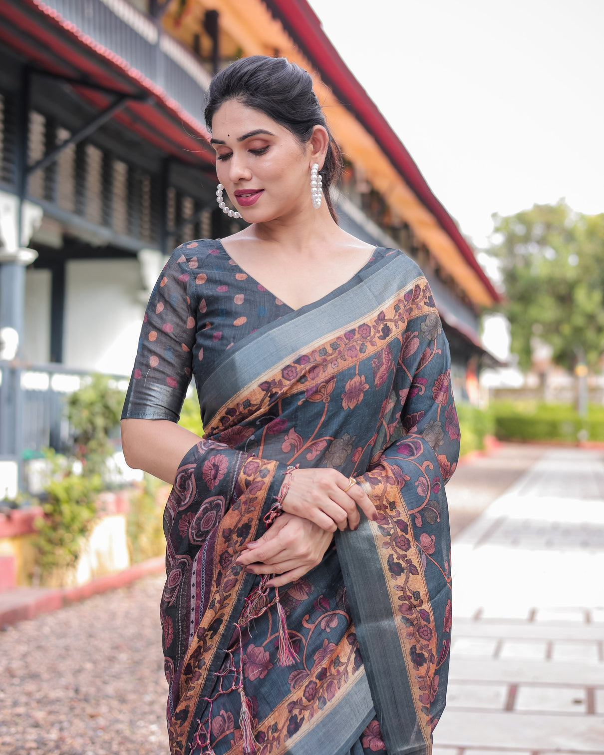Charcoal gray floral design pure cotton linen saree with blouse and tassels
