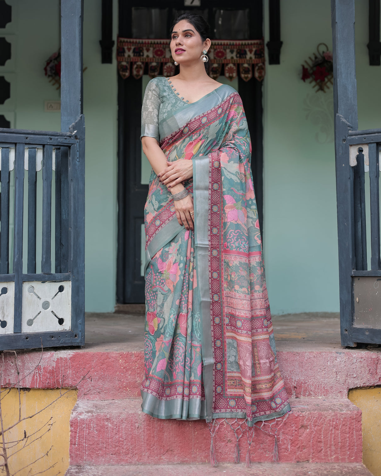 Pink and maroon pure cotton linen saree with blouse and tassels floral design with leaf patterns