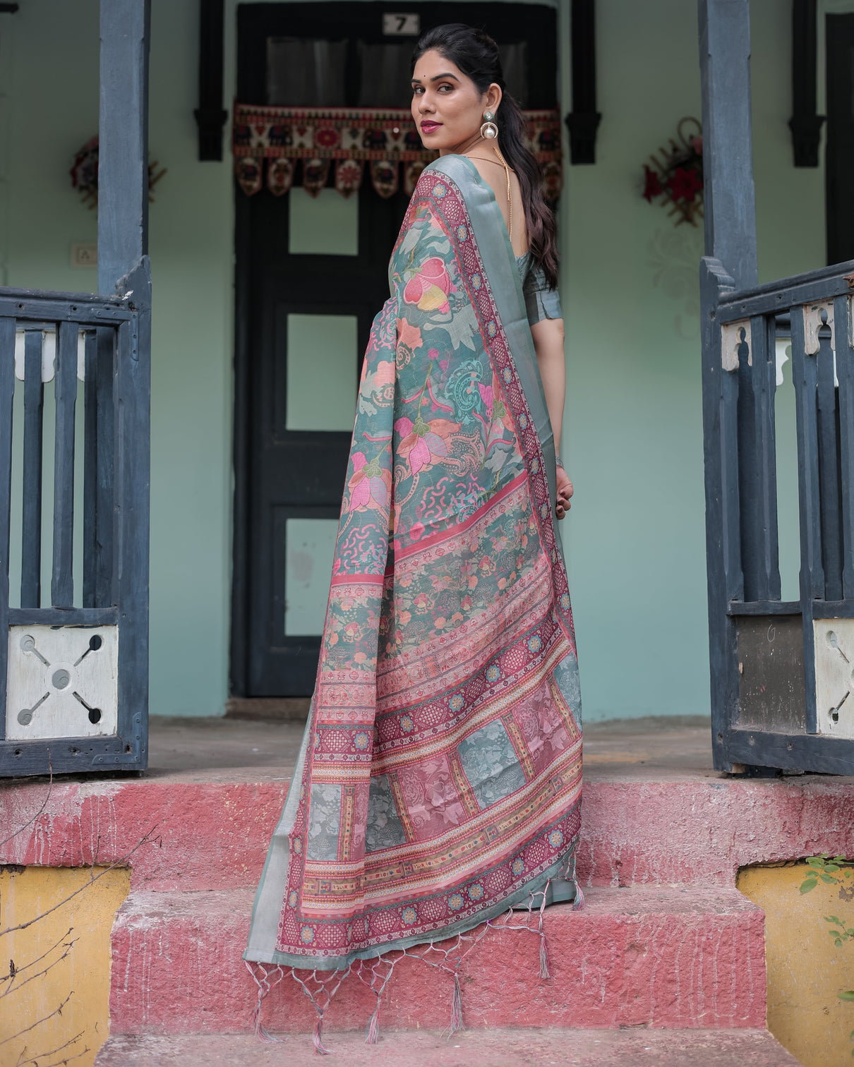 Pink and maroon pure cotton linen saree with blouse and tassels floral design with leaf patterns