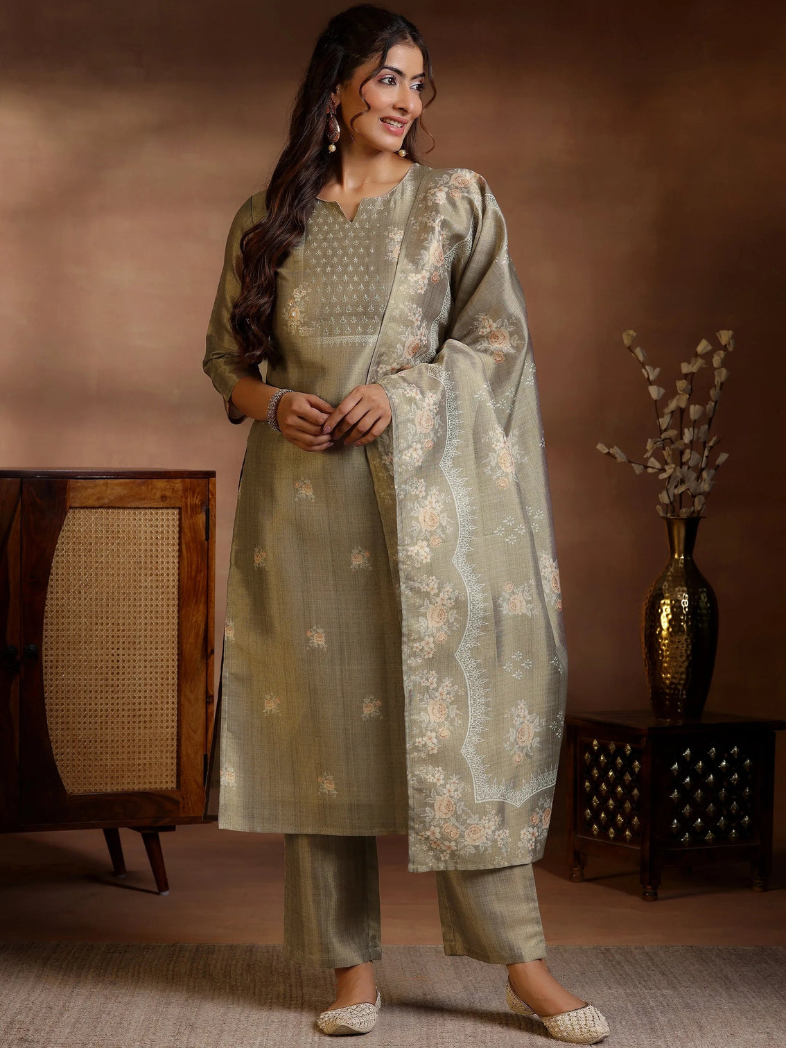 Mameraa Brown Printed Silk Straight Suit With Dupatta