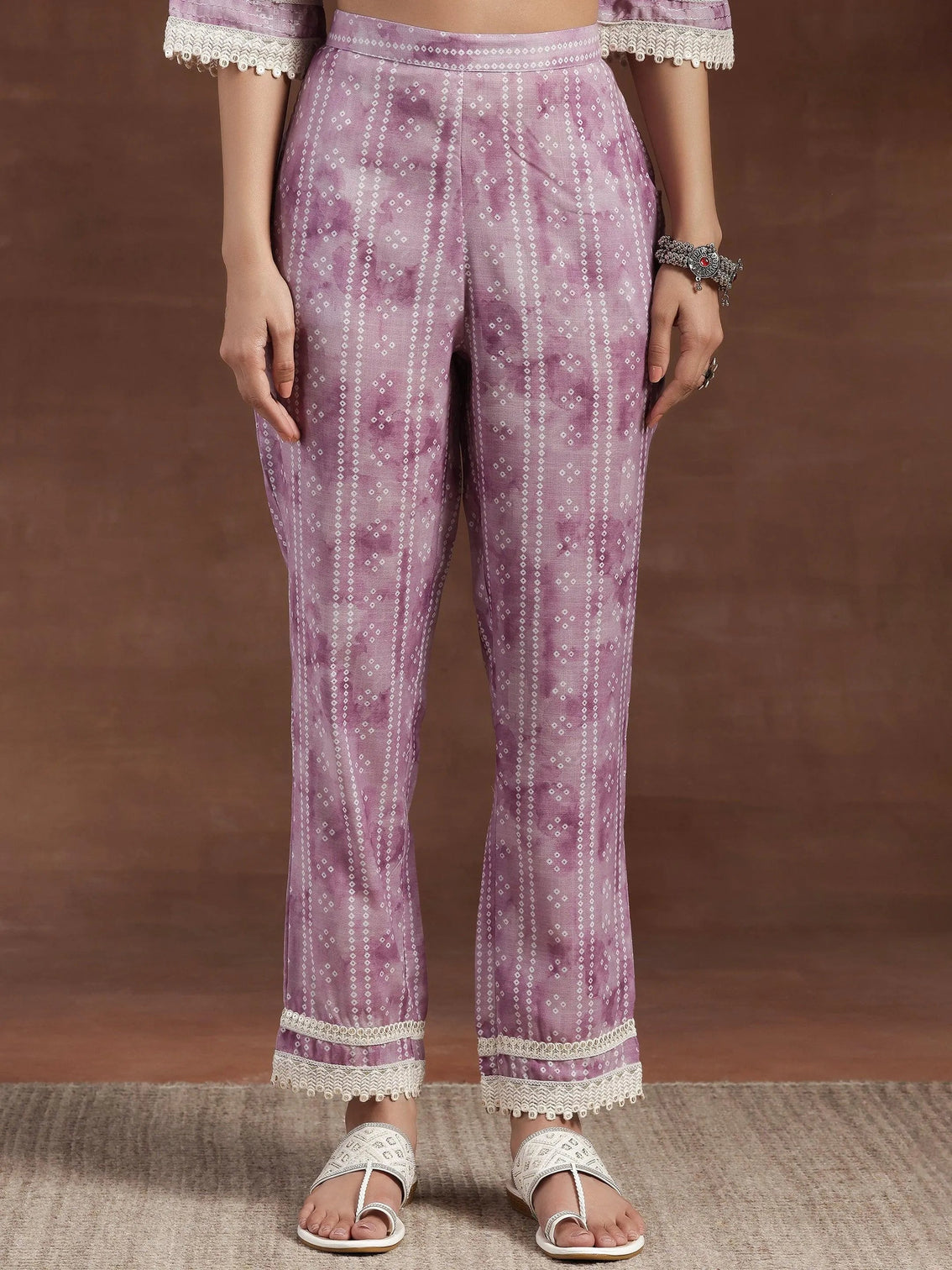 Mameraa Purple Printed Cotton Straight Suit With Dupatta