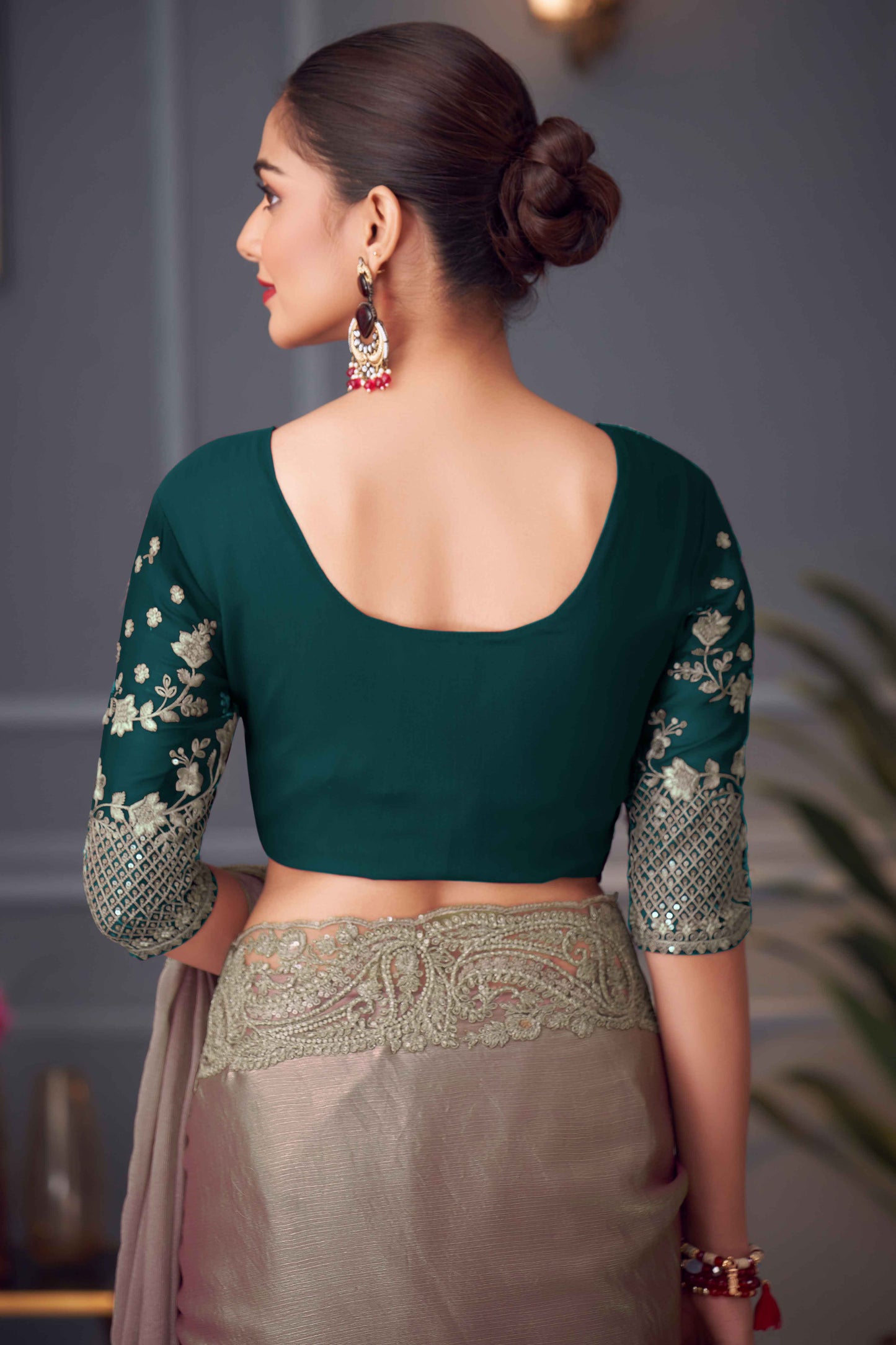 Grey Partywear Chiffon Saree with Ornate Border Detailing