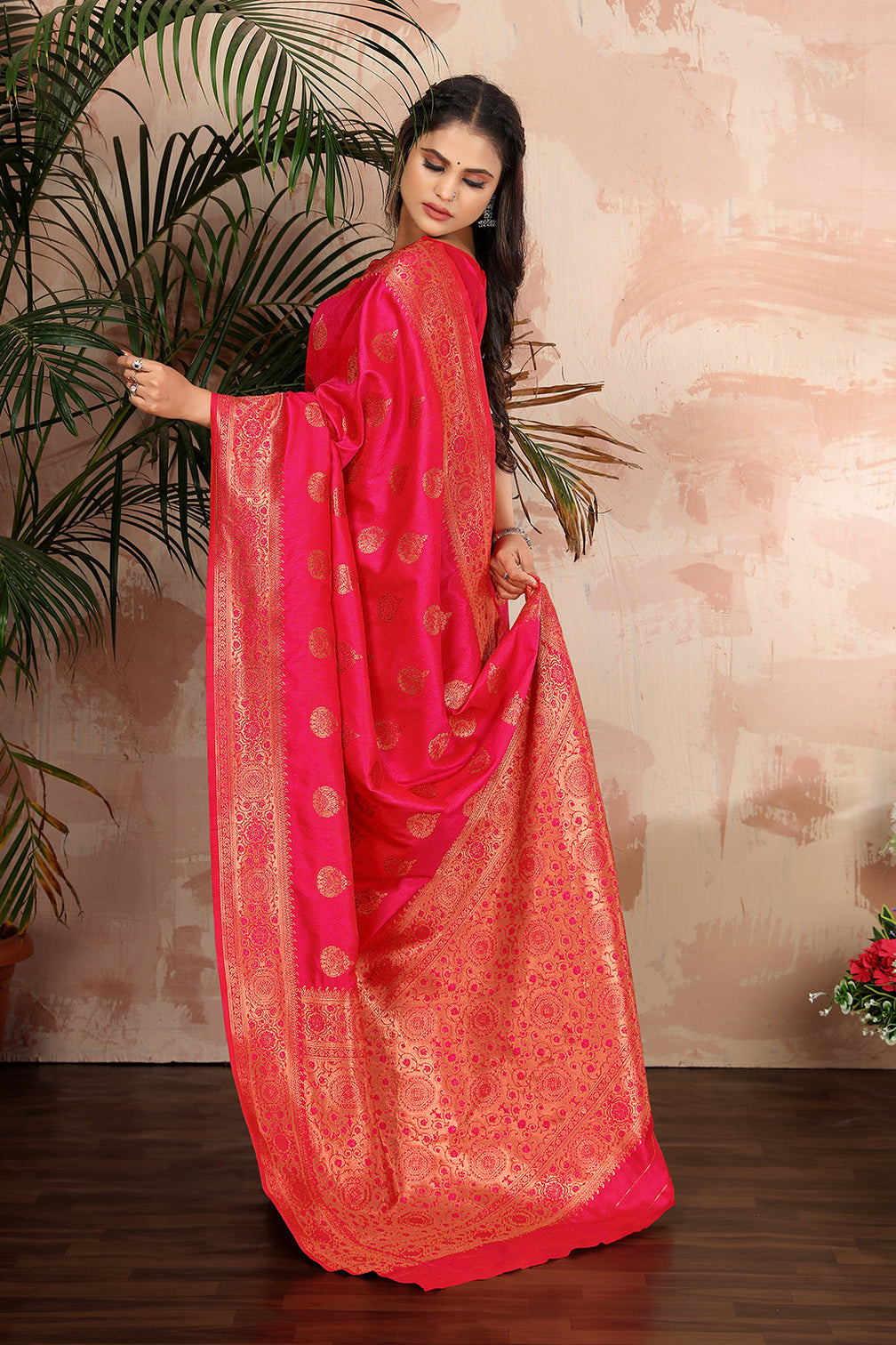 Rani Pink color woven zari work banarasi saree