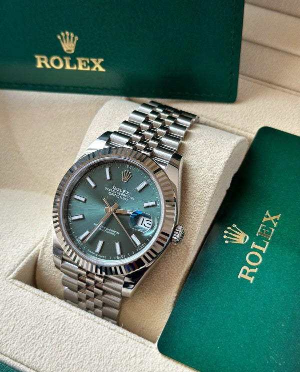 Classy Men's Rolex Watch With Stainless Steel Belt