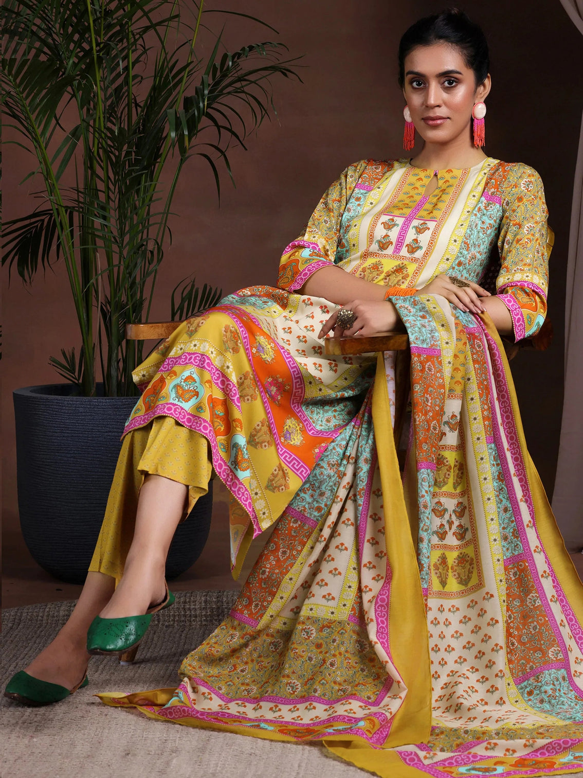 Mameraa Mustard Printed Poly Crepe Straight Suit With Dupatta