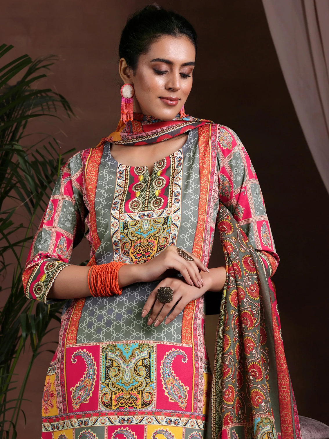 Mameraa Multi Printed Poly Crepe Straight Suit With Dupatta