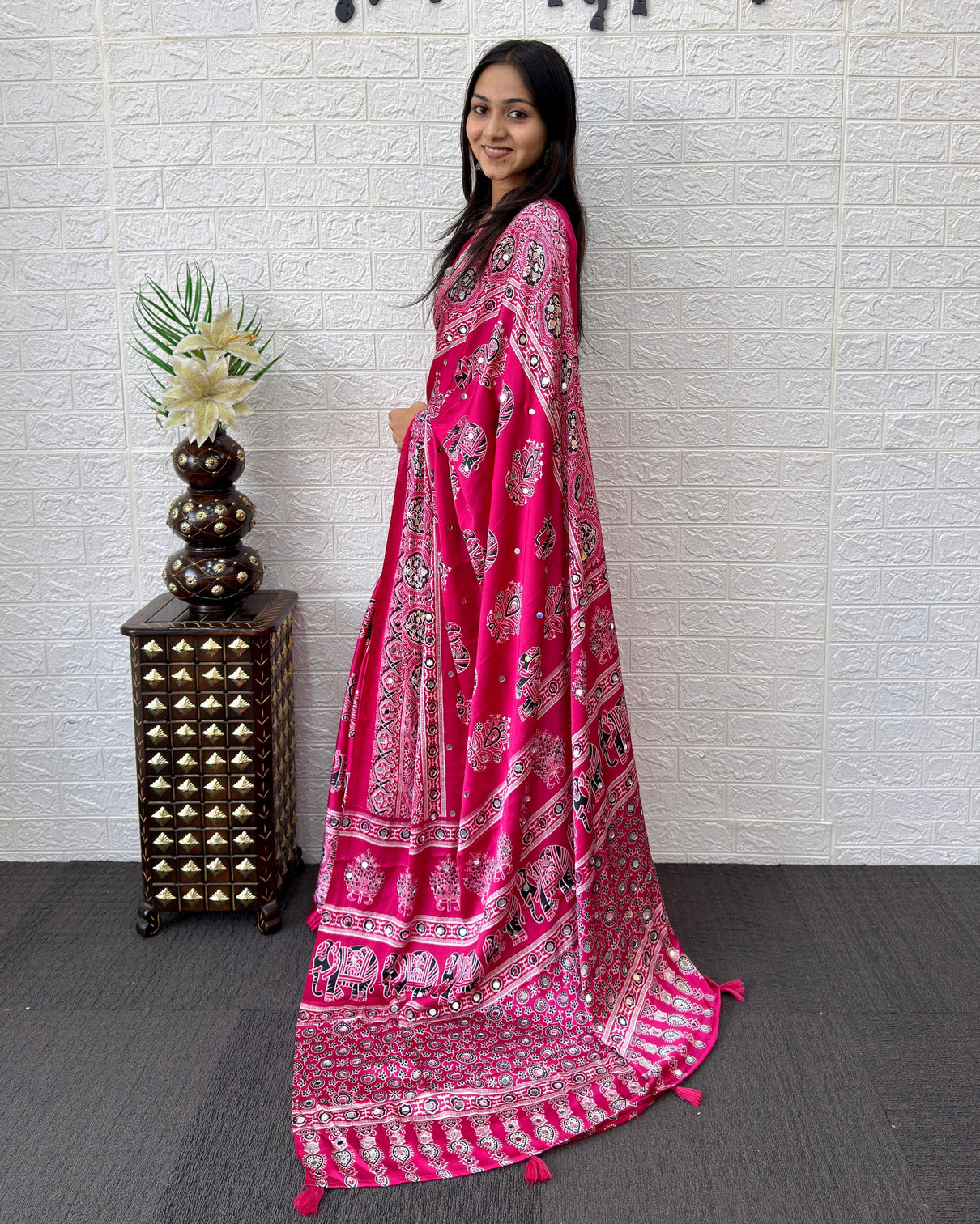 Rani pink modal silk saree with elephant motif ajrakh print designer pallu festive ethnic wear saree