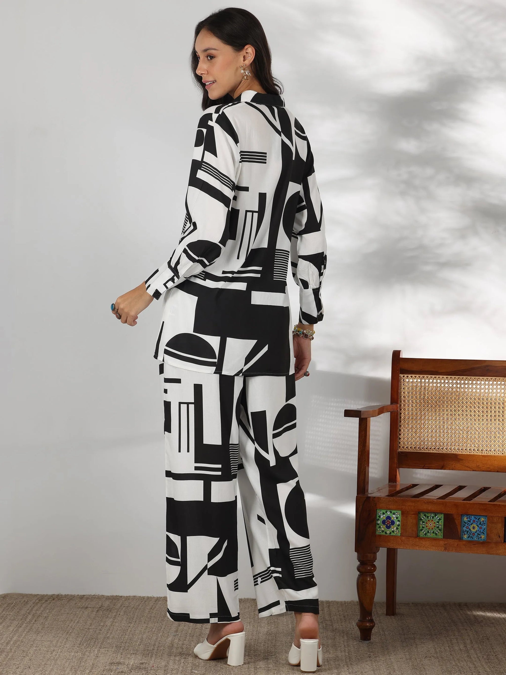 Gerua White Printed Rayon Co-Ords