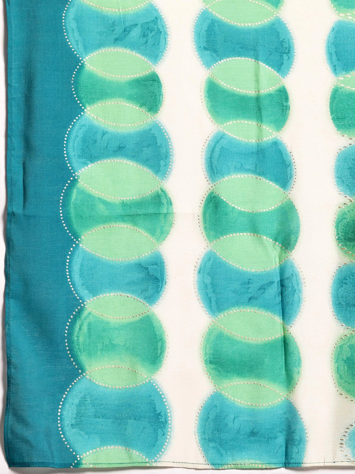 Mameraa Off White Printed Silk Blend Straight Suit With Dupatta