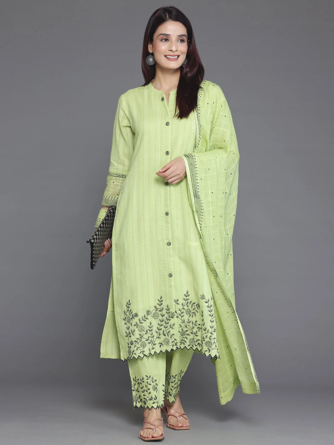 Mameraa Green Woven Design Cotton Straight Suit With Dupatta