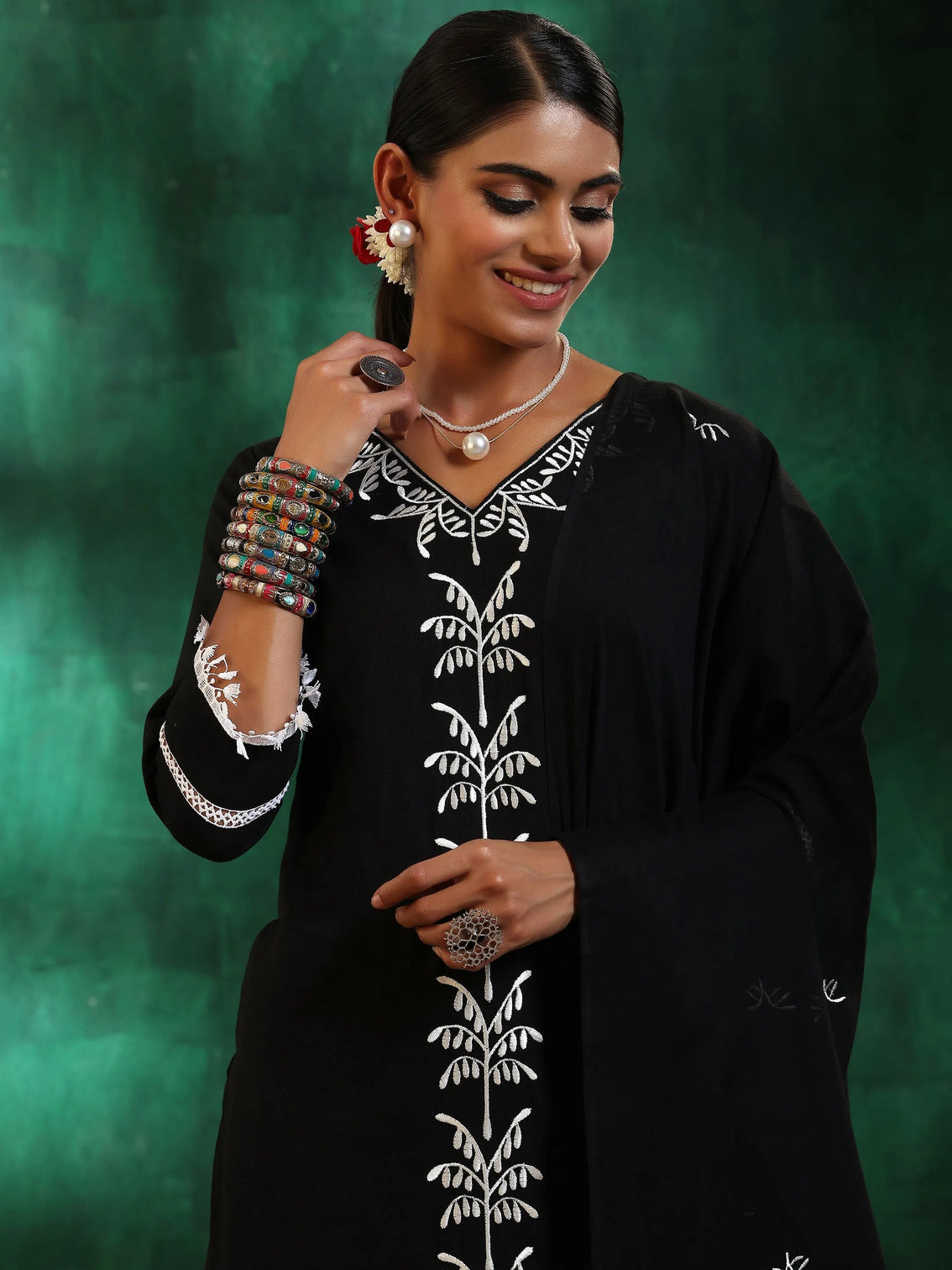 Mameraa Black Embroidered Straight Suit With Dupatta