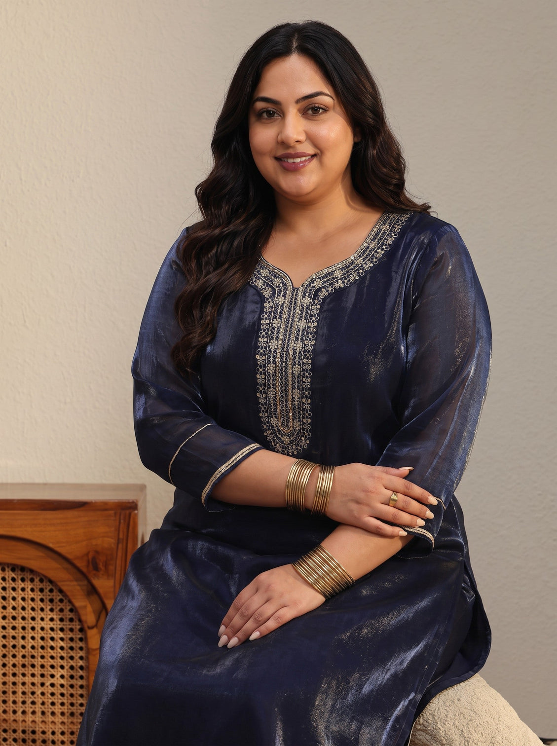 Plus Size Navy Blue Yoke Design Tissue Straight Suit Set