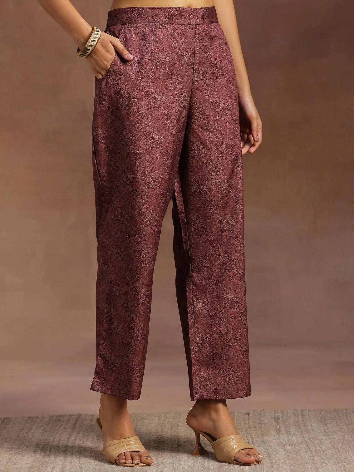 Mameraa Brown Printed Poly Crepe Straight Kurta With Trousers