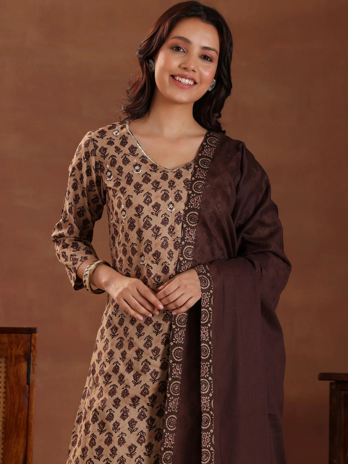 Mameraa Brown Printed Cotton Straight Suit With Dupatta