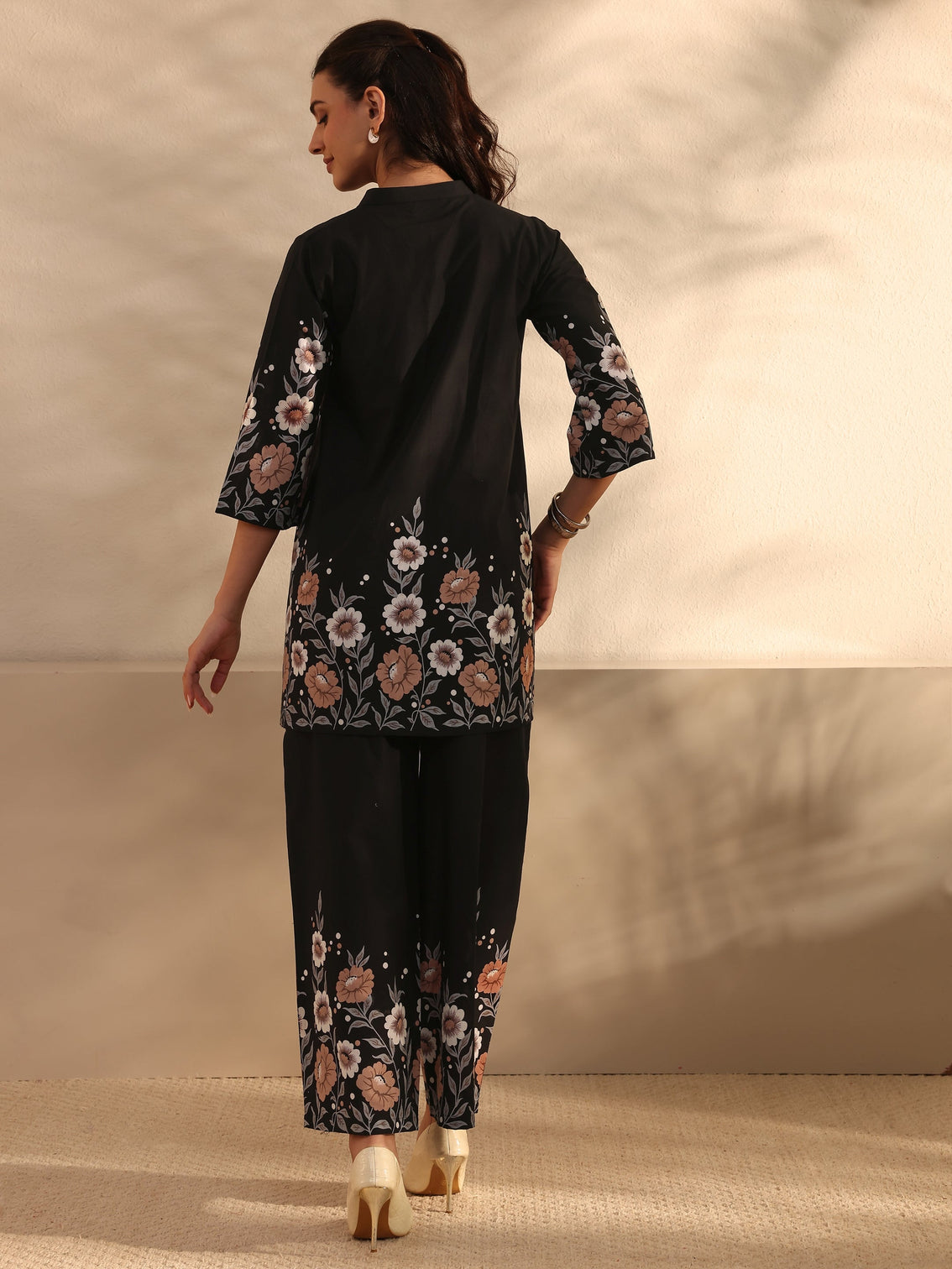 Mameraa Black Floral Printed Cotton Front Slit Co-Ord Set