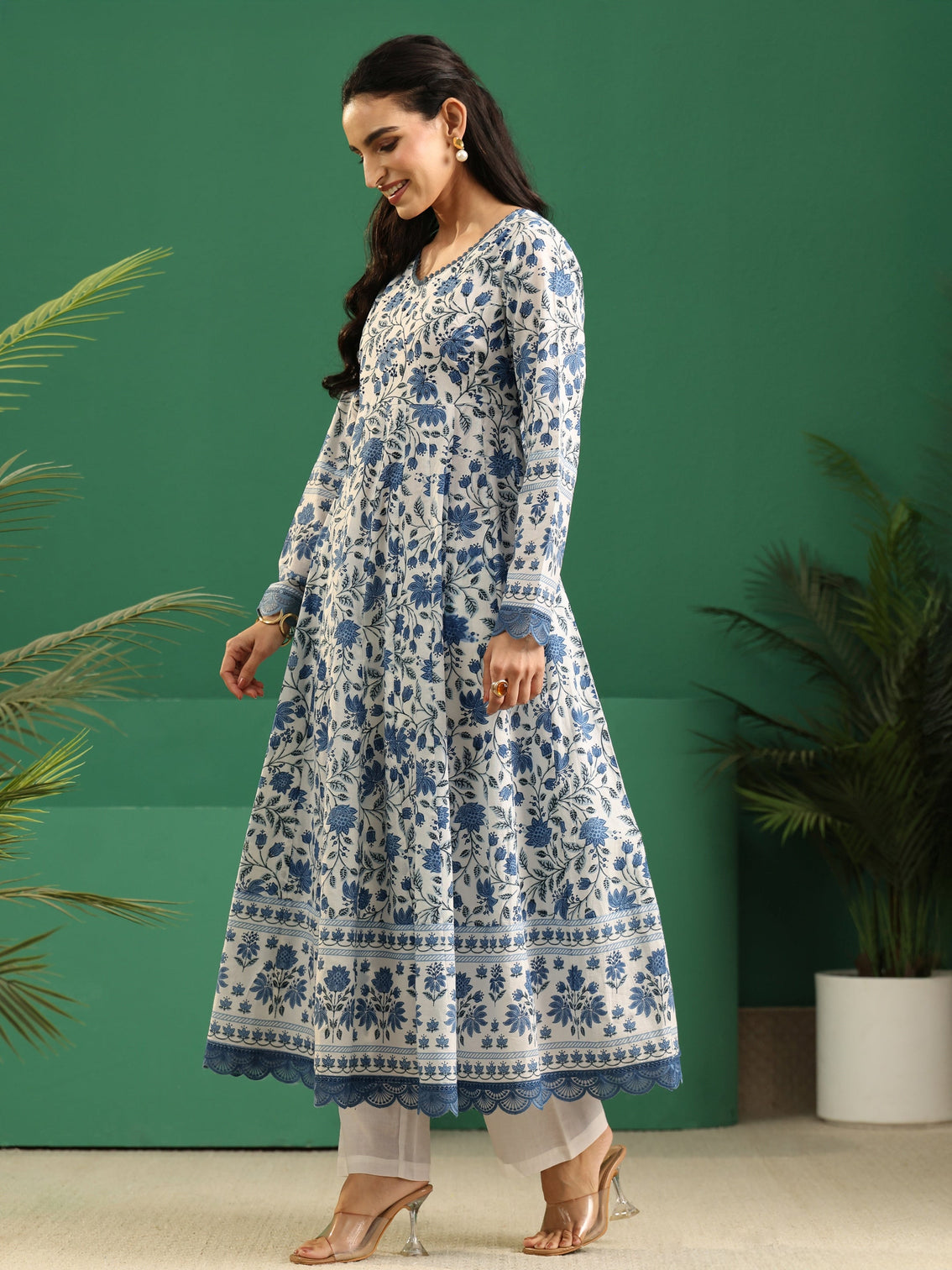 Mameraa White Floral Printed Cotton Anarkali Suit Set