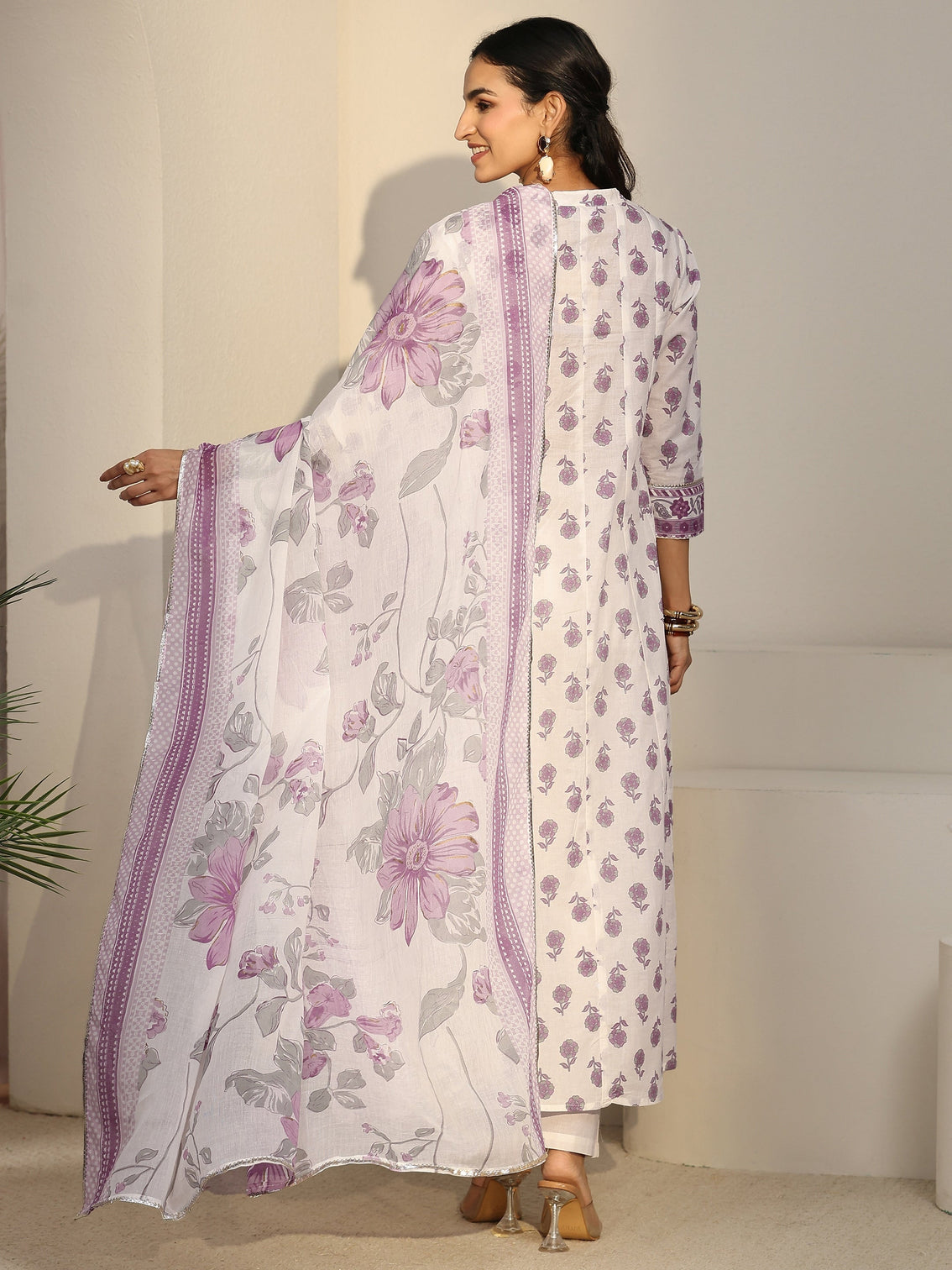 Mameraa White Floral Printed Cotton Anarkali Suit Set