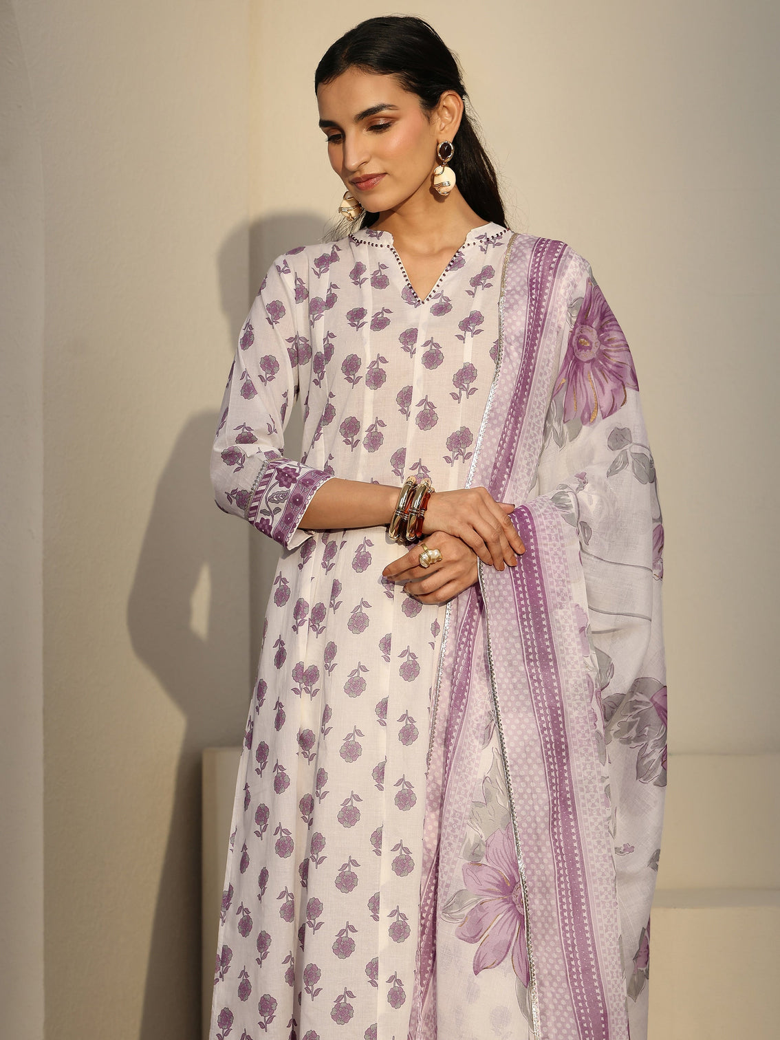 Mameraa White Floral Printed Cotton Anarkali Suit Set