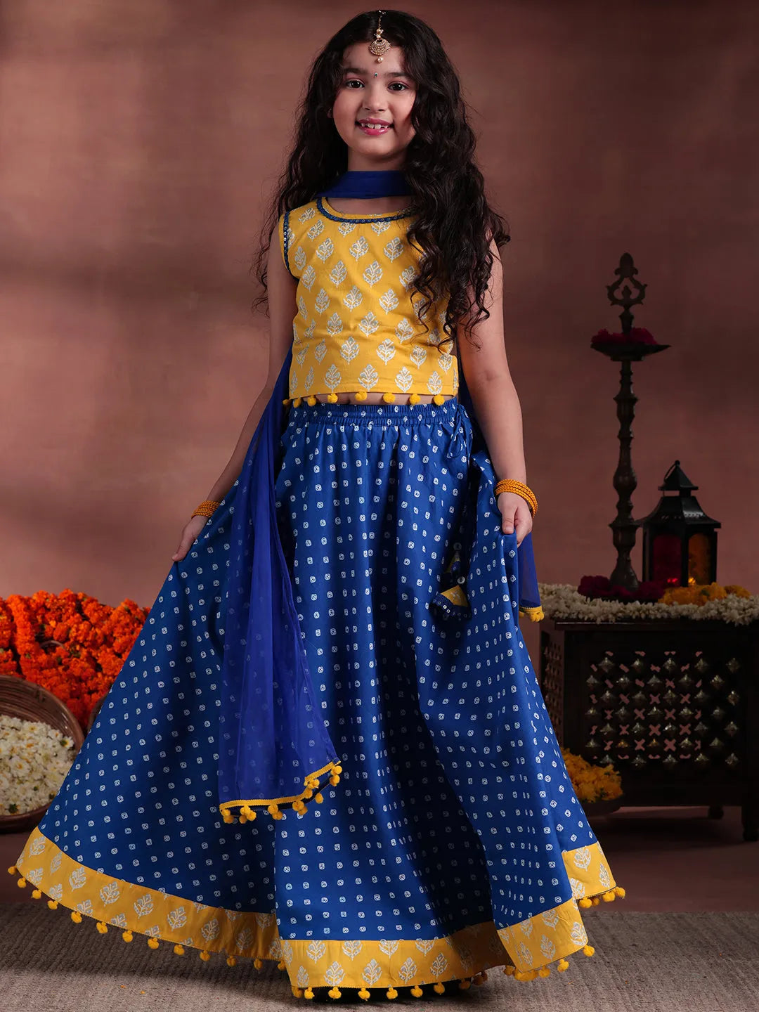 Mameraa Kids Yellow Cotton Printed Lehenga Set