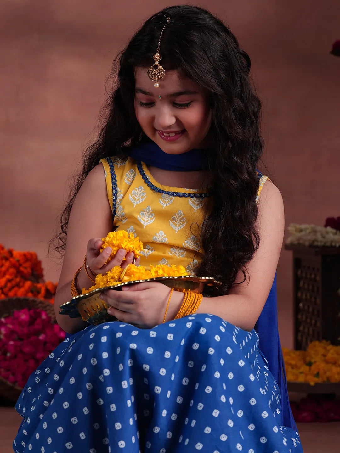 Mameraa Kids Yellow Cotton Printed Lehenga Set