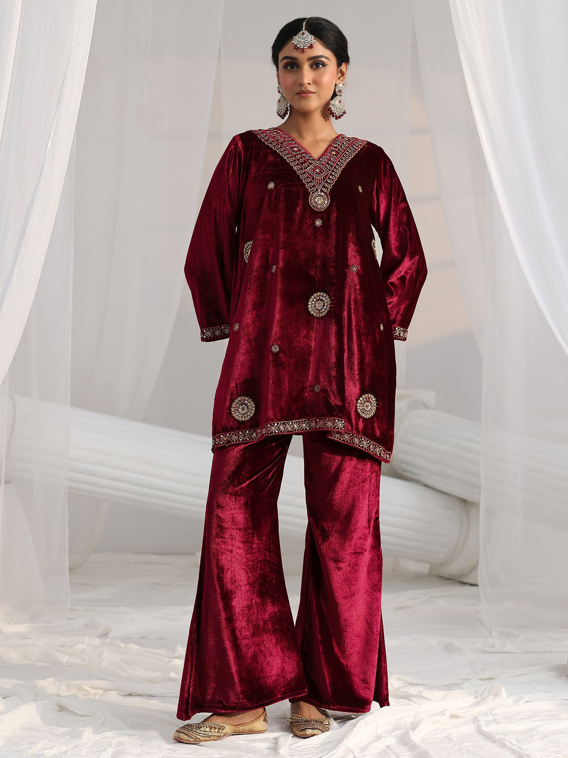 Mameraa Crimson Red Emellished Velvet Co-Ord Set