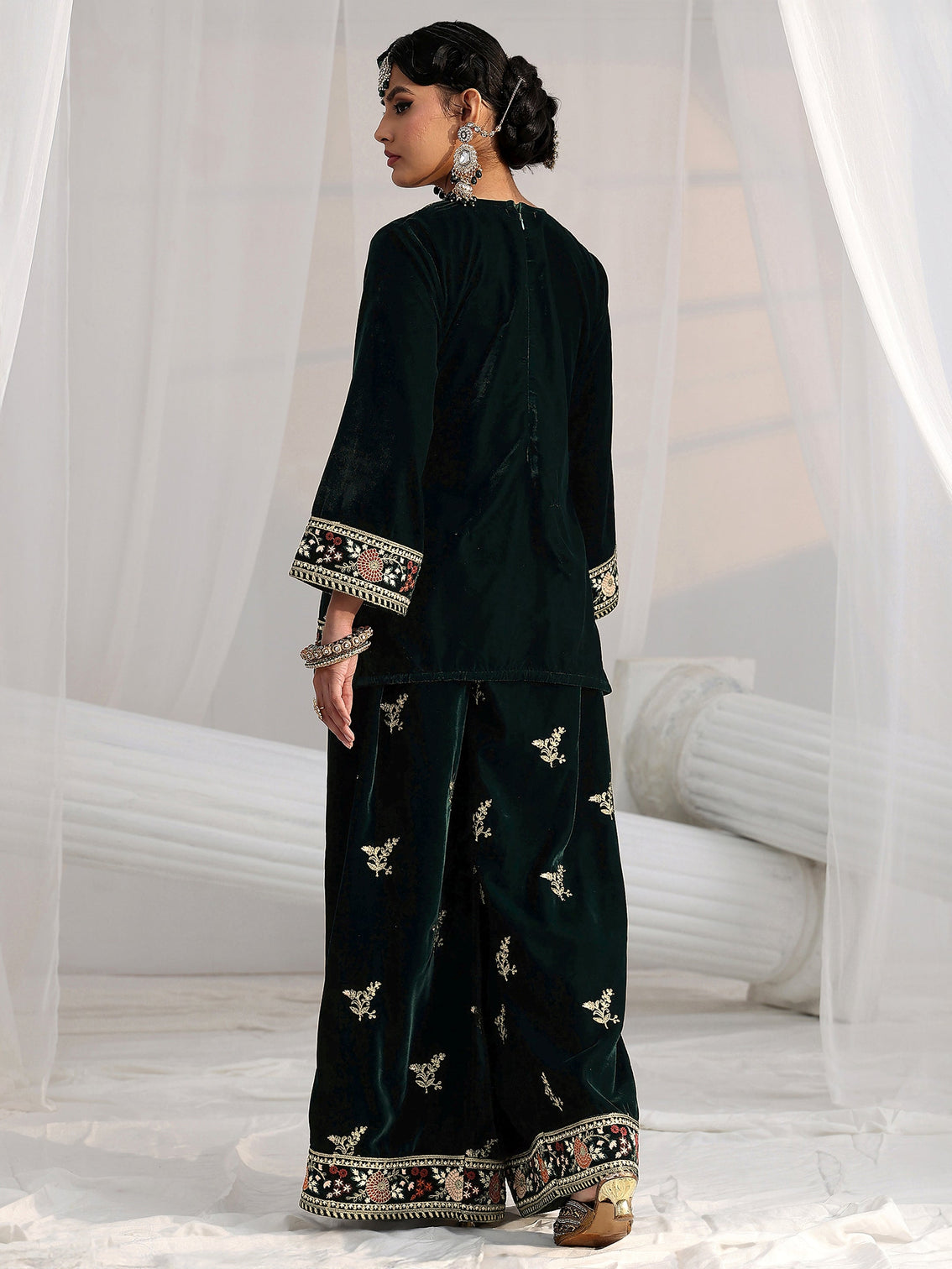 Mameraa Dark Teal Green Yoke Embroidered Design Velvet Co-Ord Set