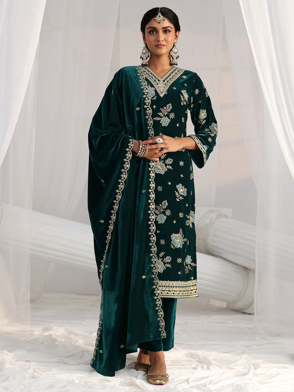 Mameraa Peacock Green Floral Embroidered Velvet Straight Suit Set