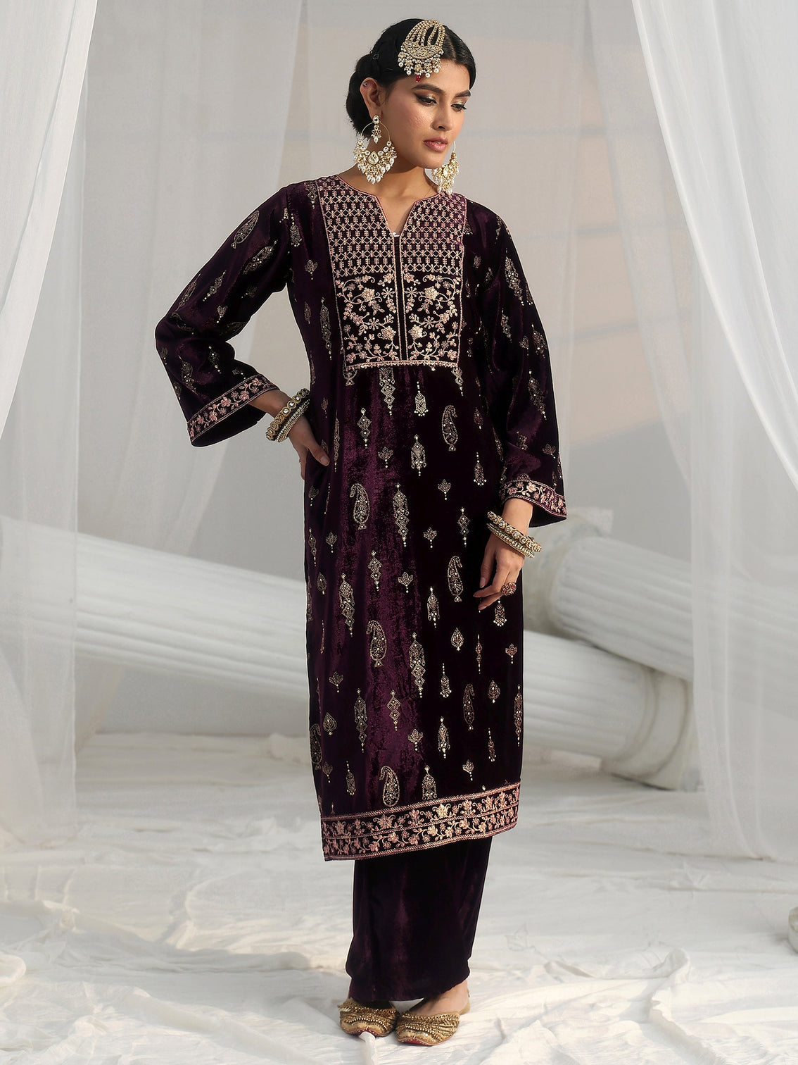 Mameraa Plum Puprle Floral Embroidered Velvet Straight Suit Set