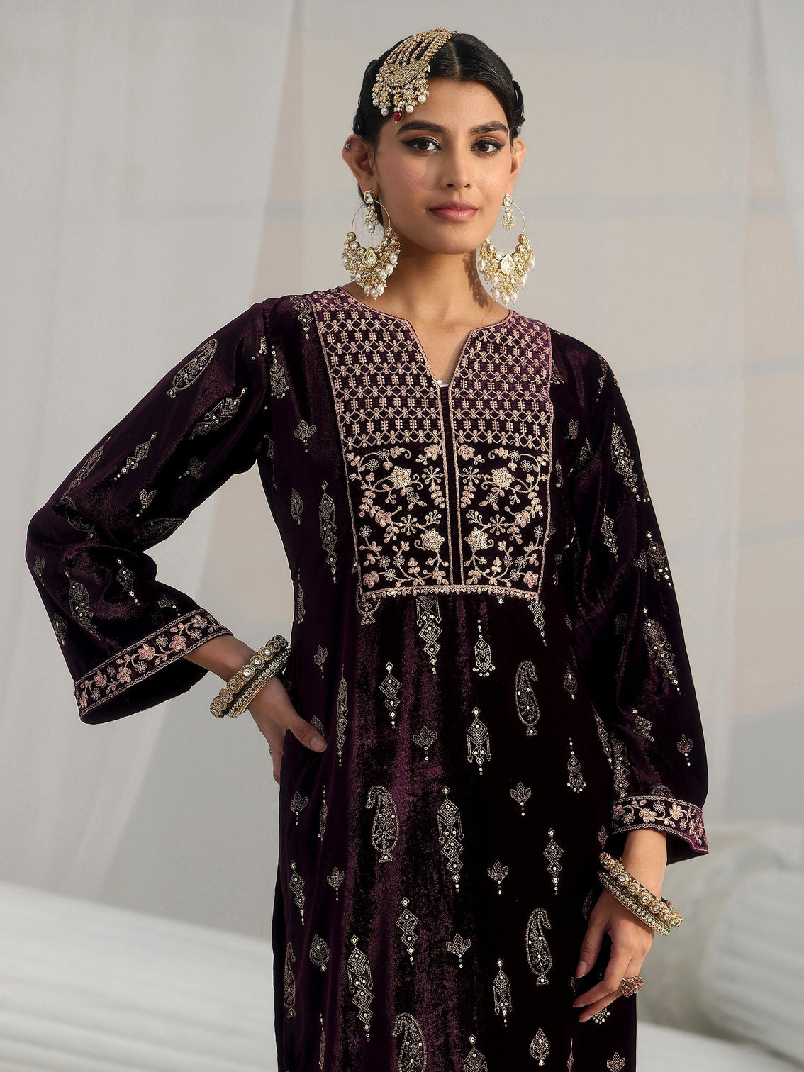 Mameraa Plum Puprle Floral Embroidered Velvet Straight Suit Set