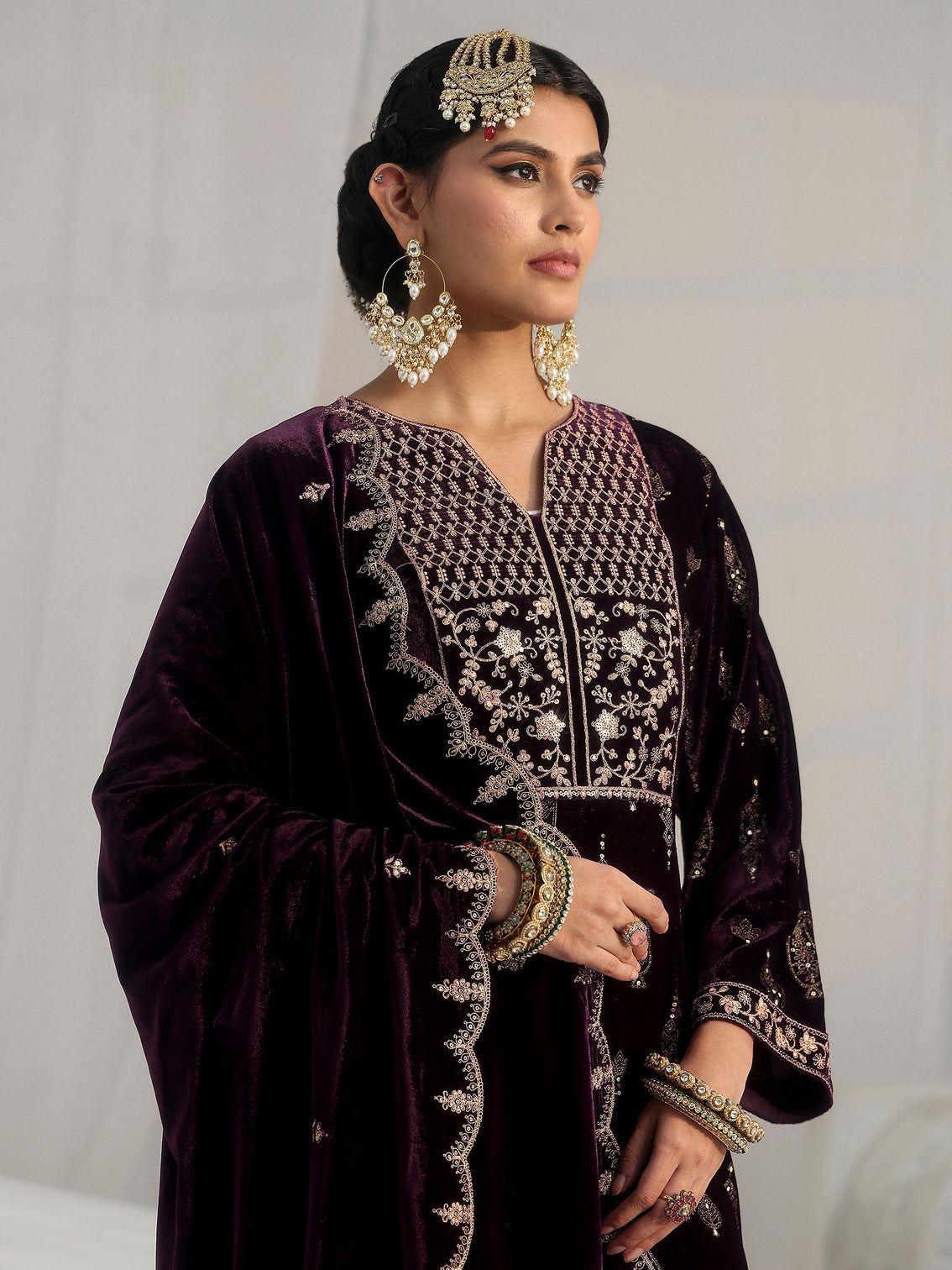 Mameraa Plum Puprle Floral Embroidered Velvet Straight Suit Set