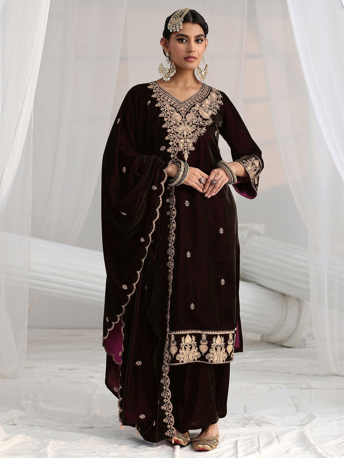 Mameraa Burgundy Yoke Design Velvet Straight Suit Set