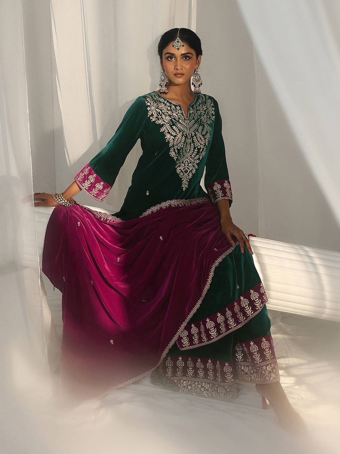 Mameraa Teal Green Yoke Design Velvet Straight Suit Set