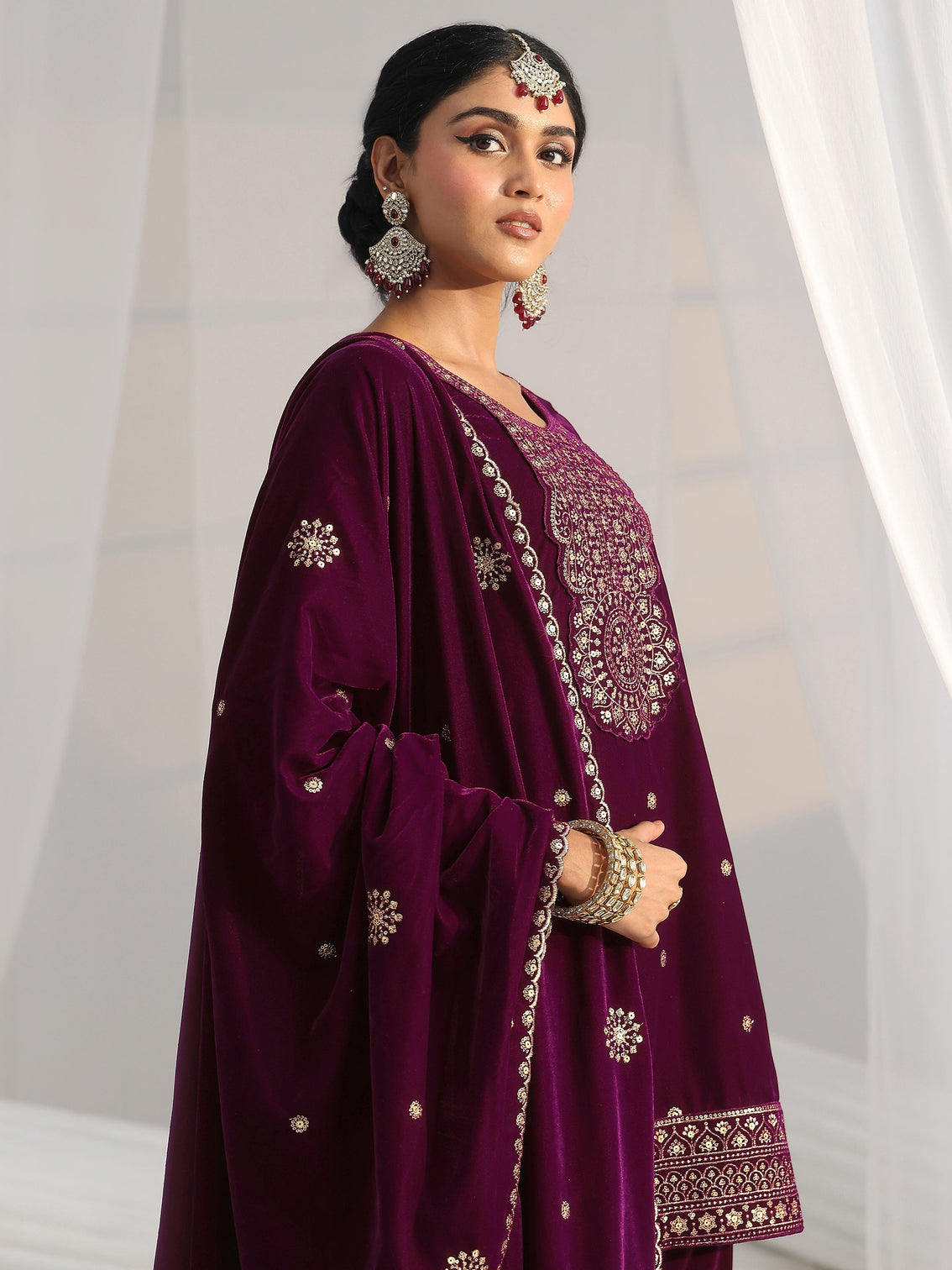 Mameraa Maroon Embellished Velvet Straight Suit Set