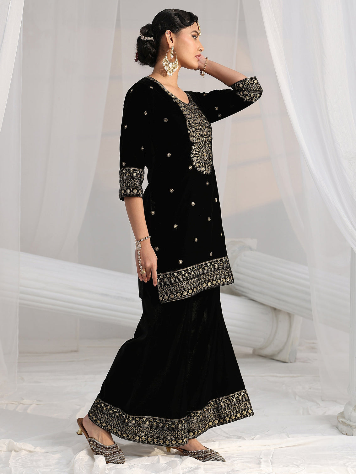Mameraa Black Embellished Velvet Straight Suit Set
