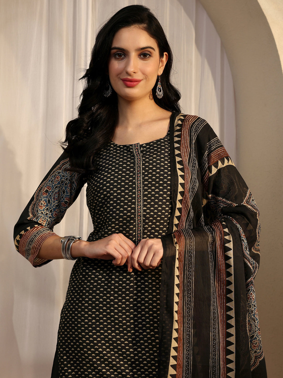 Mameraa Black Printed Cotton Straight Suit Set With Dupatta