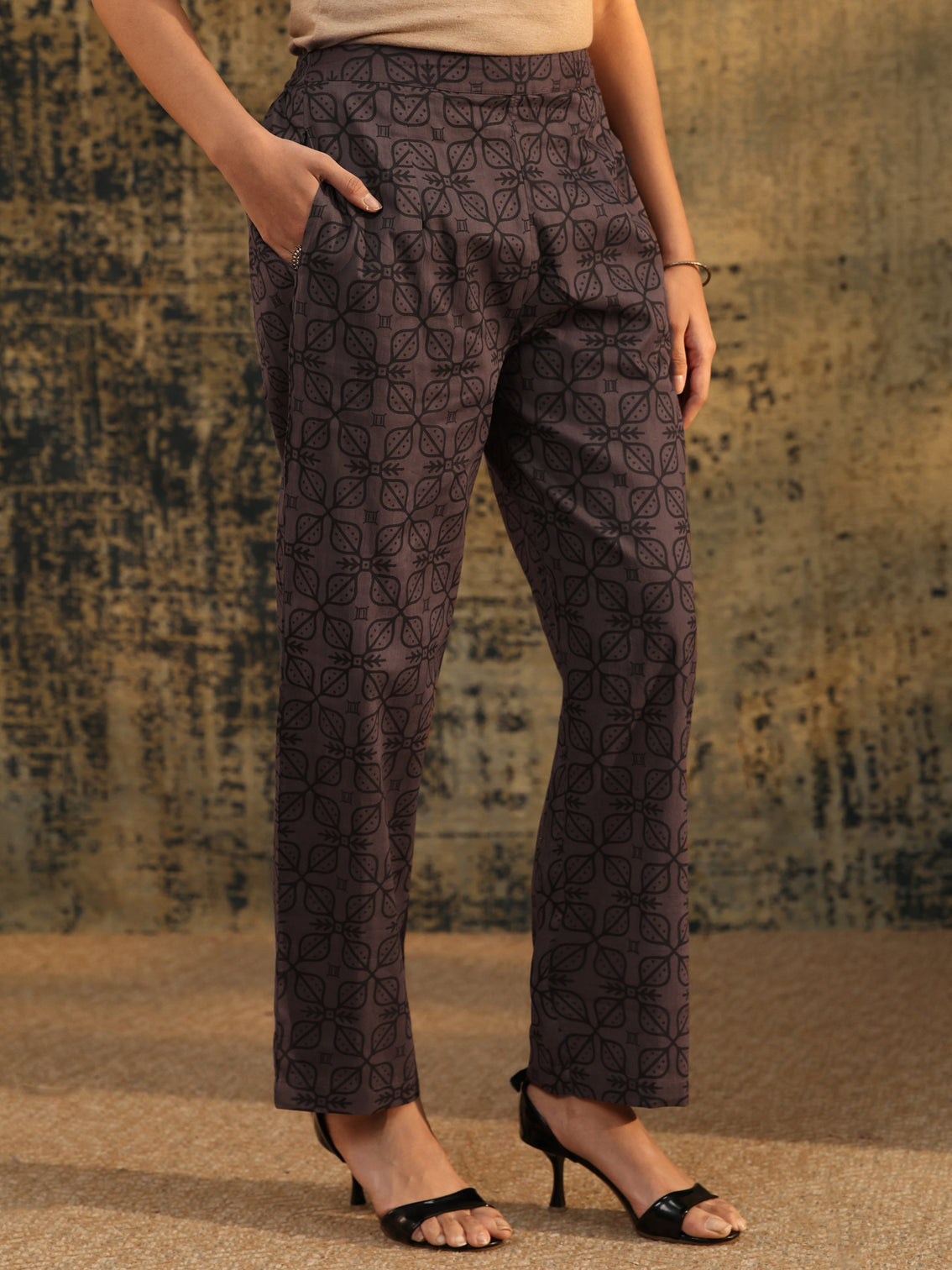 Mameraa Grey Ajrakh Printed Cotton Straight Suit Set