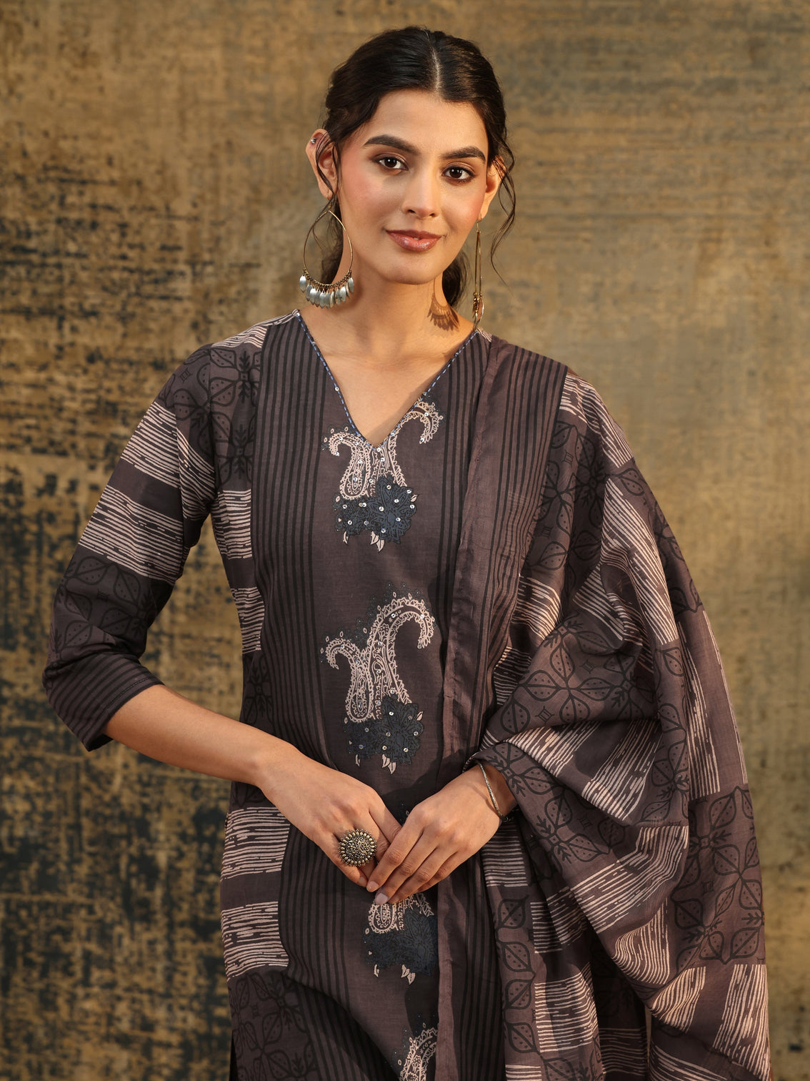 Mameraa Grey Ajrakh Printed Cotton Straight Suit Set