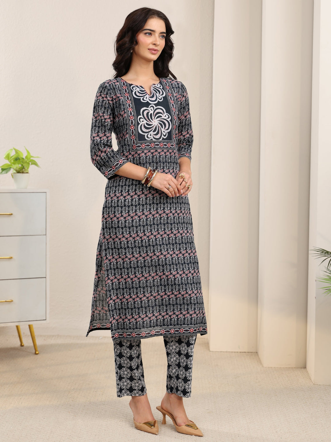 Mameraa Dark Grey Dabu Print Cotton Straight Suit Set