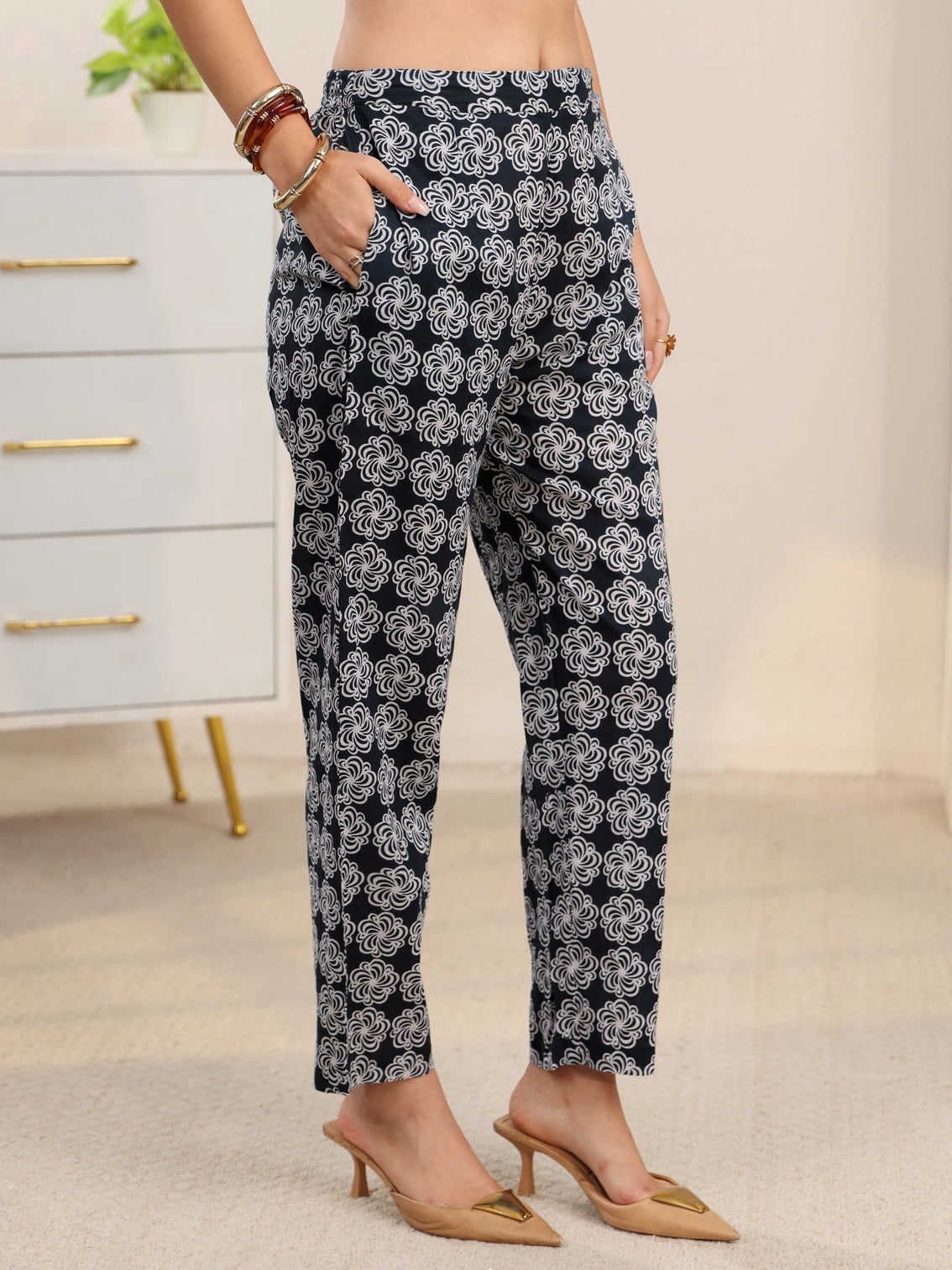 Mameraa Dark Grey Dabu Print Cotton Straight Suit Set