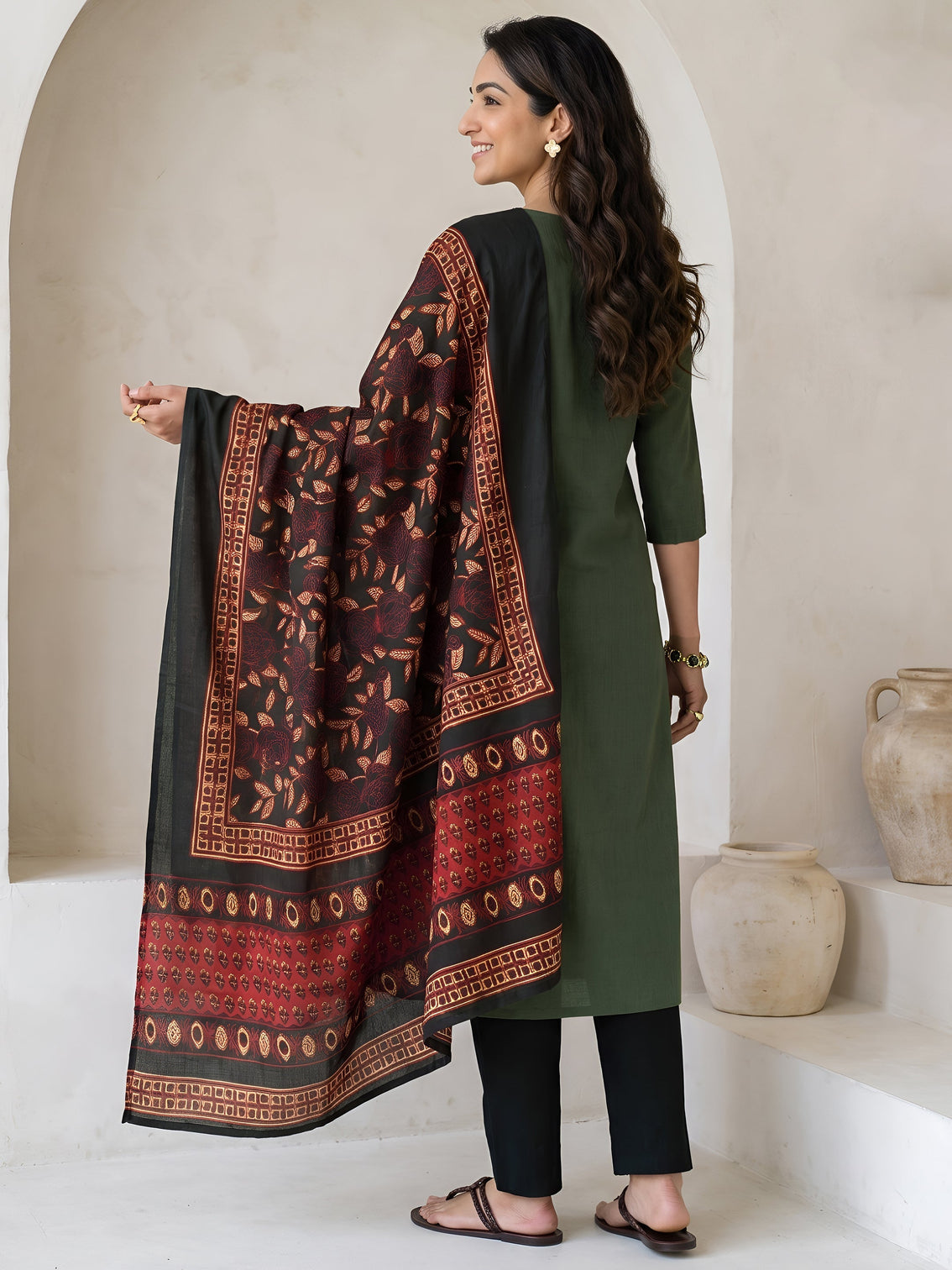 Mameraa Green Printed Cotton Blend Straight Suit Set