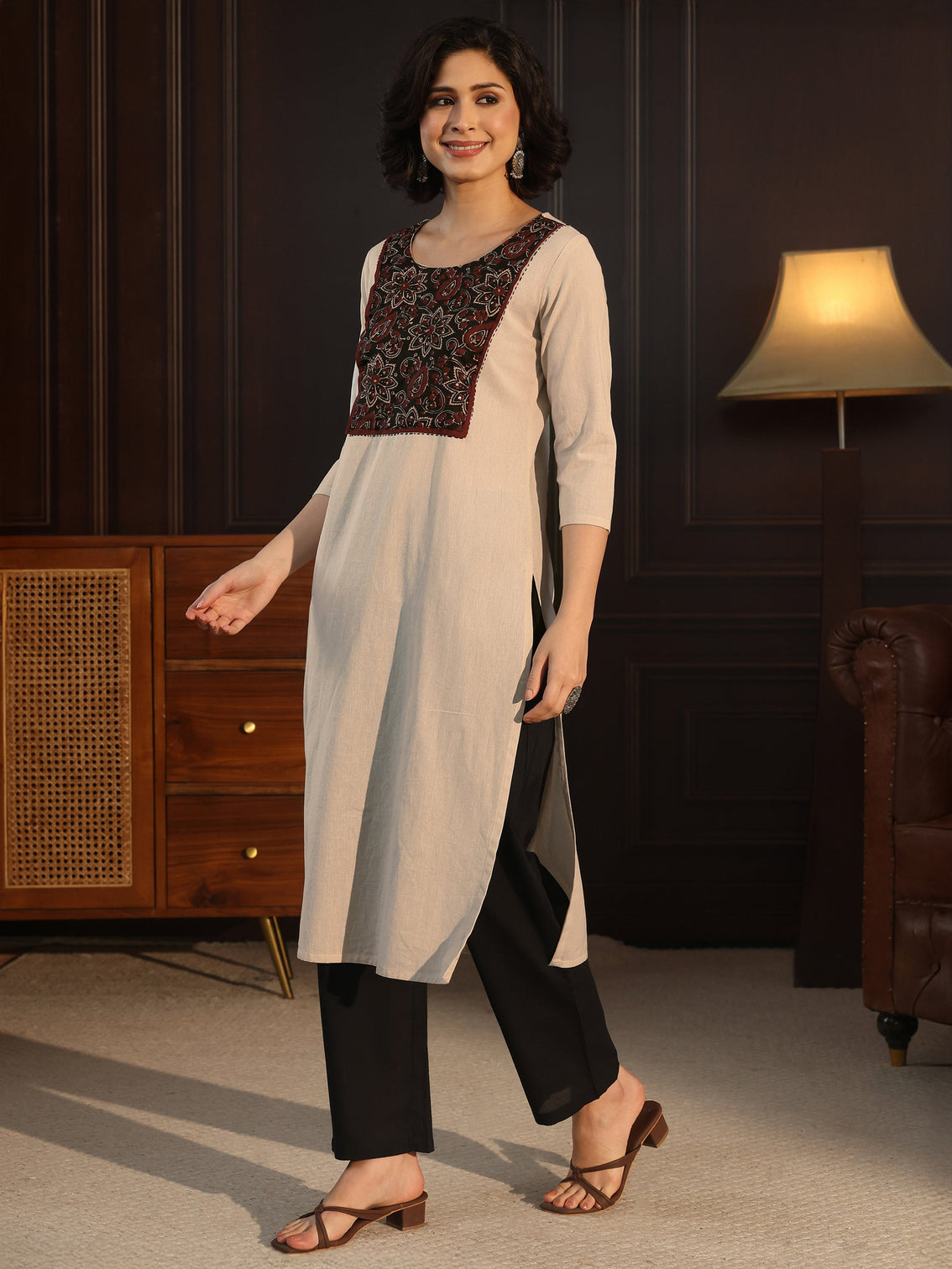 Mameraa Off White Floral Printed Cotton Blend Straight Suit Set