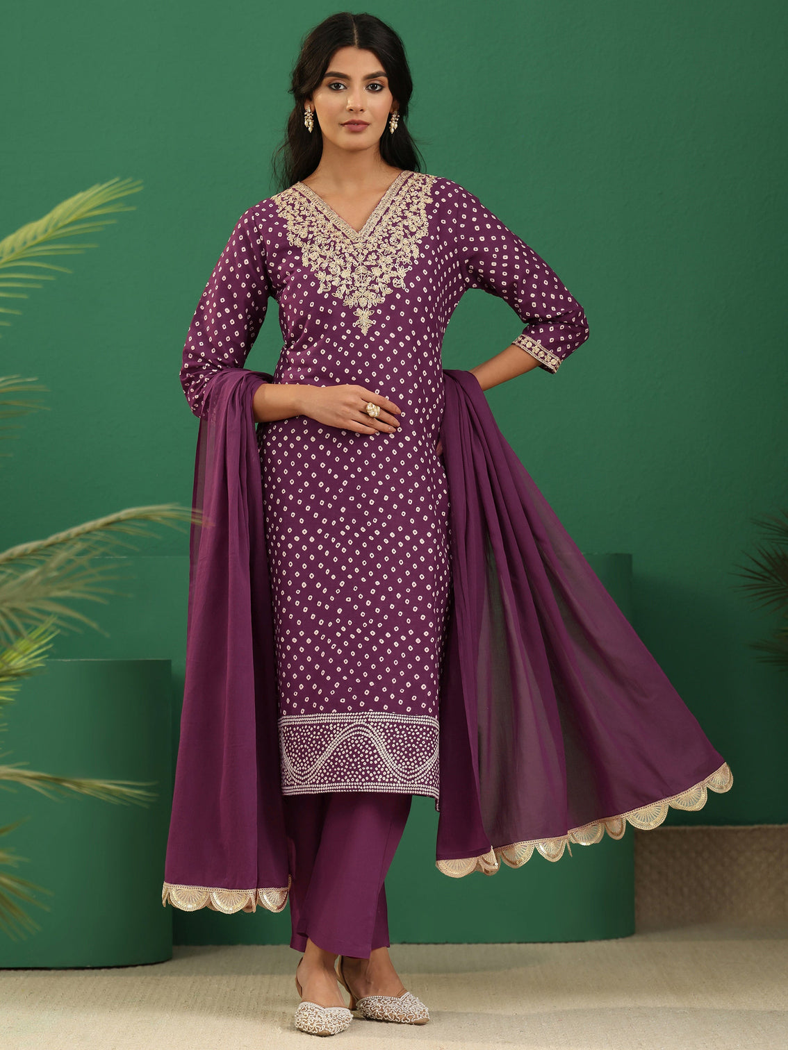 Mameraa Burgundy Bandhani Cotton Straight Suit Set