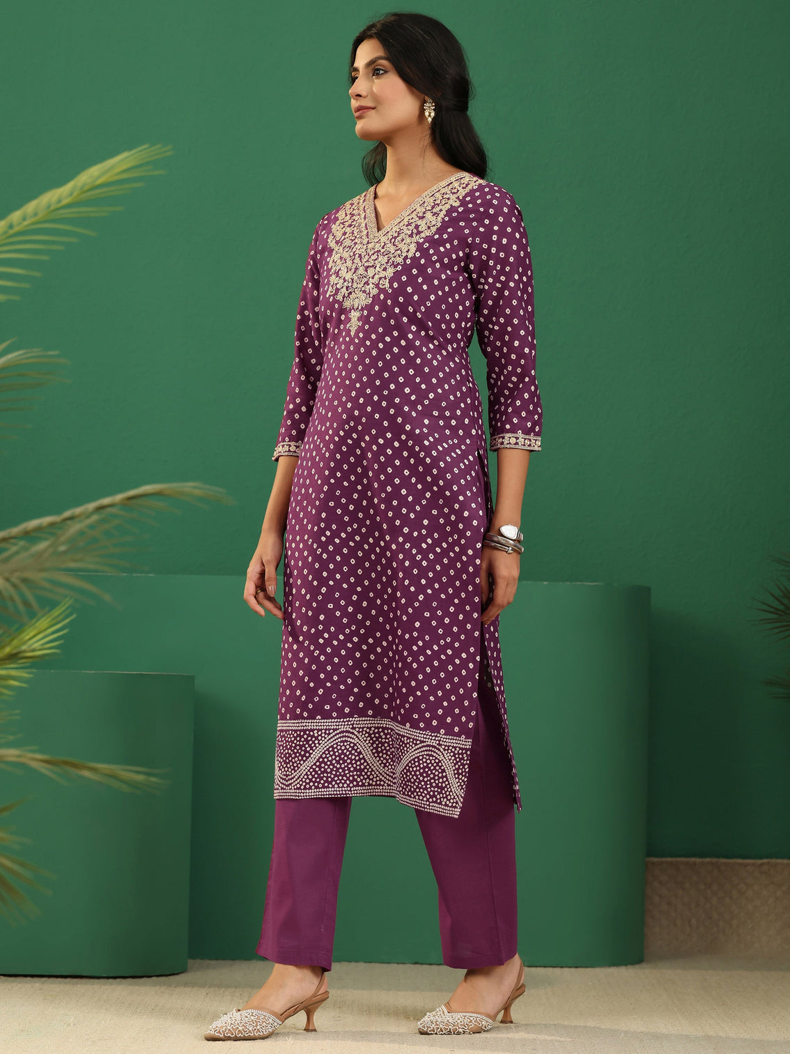 Mameraa Burgundy Bandhani Cotton Straight Suit Set