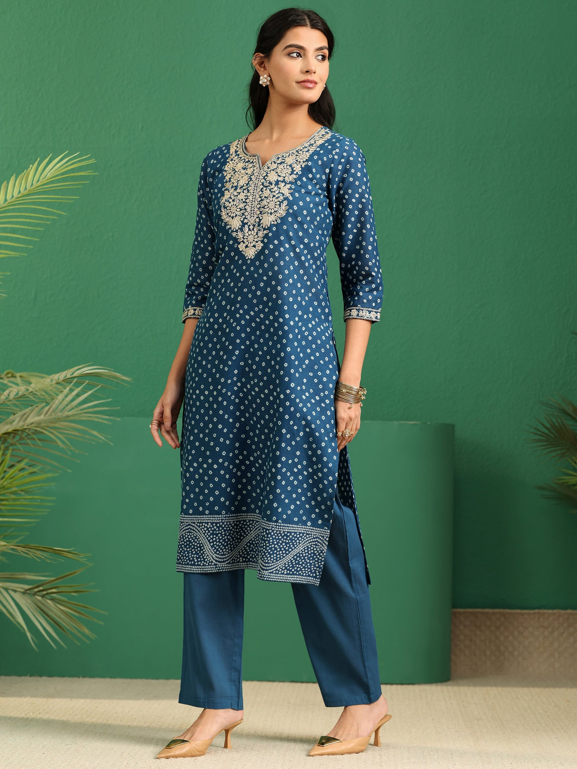 Mameraa Peacock Blue Bandhani Cotton Straight Suit Set