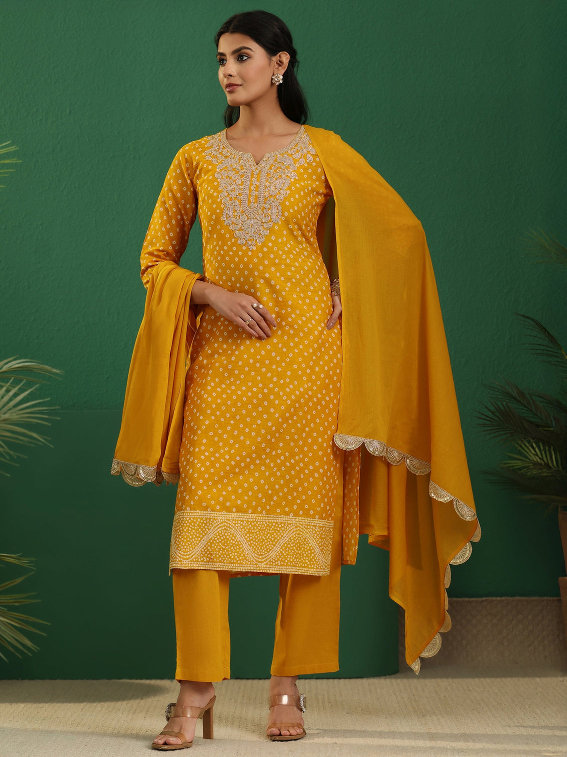 Mameraa Mustard Bandhani Cotton Straight Suit Set